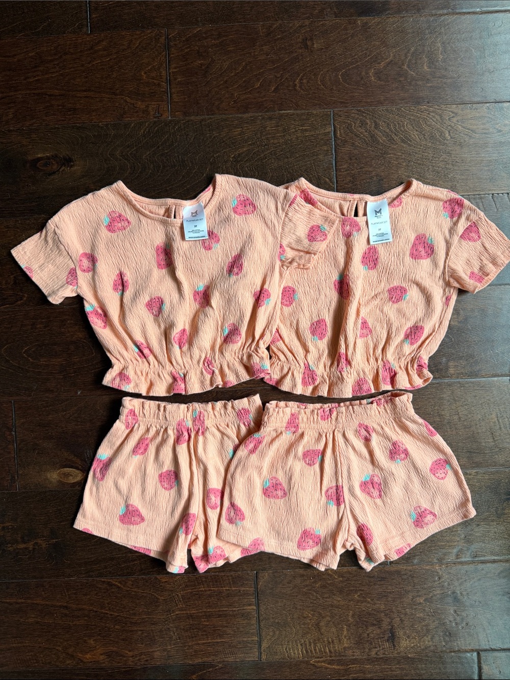 TWIN 3T Girls Strawberry Elastic Top & Bottom Set